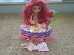 Juego de faldas Strawberry Shortcake 2011 flores giratorias cambio de color - Imagen 1 de 8