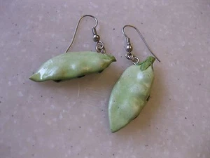Handgefertigte/handbemalte handgemachte Ohrringe Drähte durchbohrt/Gemüse/Erbsen in Schote - Bild 1 von 3