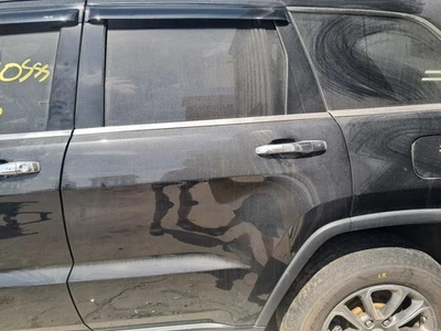2014 Jeep Grand Cherokee Driver Rear Door Shell RUSTED LIP Local Pick Up Only Foto 1 de 4