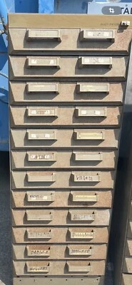 Olivetti Cassettiera Synthesis Archivio Doppi Cassetti Estraibili Singolarmente - Immagine 1 di 4