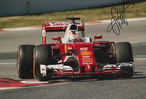 Sebastian Vettel Hand Signed Scuderia Ferrari 12x8 Photo F1. - Picture 1 of 1