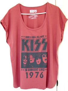 KISS 1976 Womens Licensed Concert T-Shirt Size 2X (20W/22W) 60%Cotton 40% Poly - Picture 1 of 4