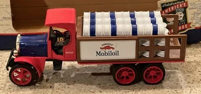 Ertl Collectibles ~ 1925 Kenworth Stake Truck 1:34 New Condition ~ Boxed 0389U - Image 1 of 4