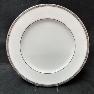 NUEVO Plato de ensalada Noritake ROCHELLE PLATINUM 8 1/4 pulgadas - Imagen 1 de 4