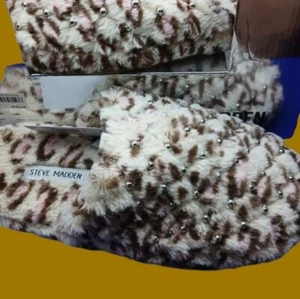 Steve Madden leopard pouf  slippers size Large - Picture 1 of 9