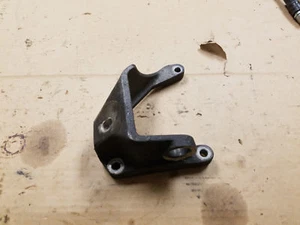 98 99 Arctic Cat ZR ZL EFI 500 600 Left Front Engine Mounting Bracket  0708-045 - Foto 1 di 2