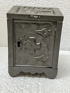 1897 J and E Stevens Co key lock safe Number 50 coin bank no key - Picture 1 of 7