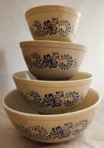 Pyrex Homestead Set 4 ciotole di miscelazione nidificazione marrone e blu 401 402 403 404 fattoria - Foto 1 di 15