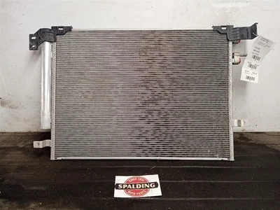 Condensador de aire acondicionado Chevrolet Camaro LT1 10193913 2020 Foto 1 de 4