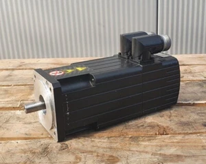 MOOG Serie G400 Modelo: G423_626A Tipo: G3L25, FRENO 4,5NM Servomotor sin escobillas - Imagen 1 de 7