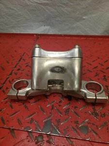 1991 Yamaha VMAX 1200 Upper Triple Tree Bar Mount Clamp - Picture 1 of 6