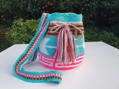 Подлинные сумки ручной работы Mochilas Wayuu Arcoiris коллекции MEDIANA Acacias - Изображение 1 из 4