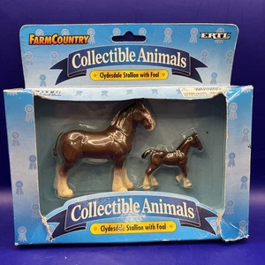 Ertl Farm Country 1995 animales coleccionables - semental Clydesdale con potro - nuevo en caja - Imagen 1 de 14