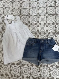 NUEVO CON ETIQUETAS ZARA Niñas Pantalones Cortos Vaqueros y Ojales Blanco Conjunto Tanque - Talla 9 - Imagen 1 de 6