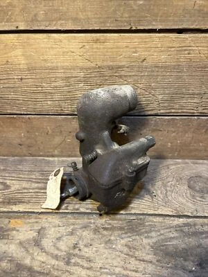 Carburador de tractor Farmall IH F12 F14 completo IHC McCormick Deering piezas usado Foto 1 de 4