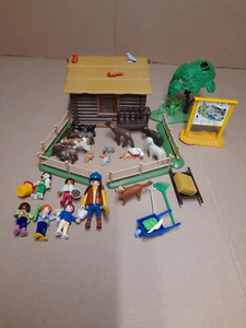 Playmobil Streichelzoo 3638 mit Zubehör konvolut abzugeben - Bild 1 von 1