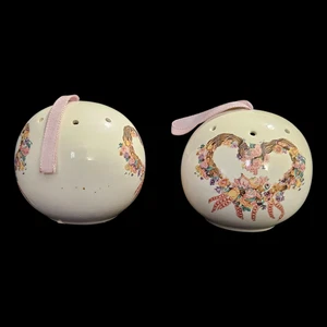 Vintage Ceramic Potpourri Ball Ornaments Floral Heart Design Taiwan Set of 2 - Picture 1 of 4
