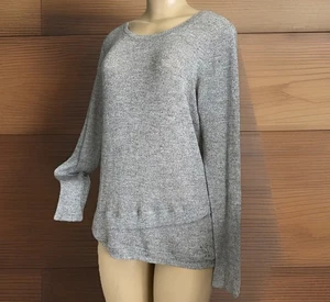 Beyond Yoga Knit Top Pullover Metallic Gray Silver Active Yoga Women Sz L - Picture 1 of 8