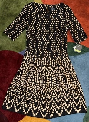 Nuevo con etiquetas Vestido para mujer Gabby Skye elástico negro/dorado a lunares talla 4 Foto 1 de 4