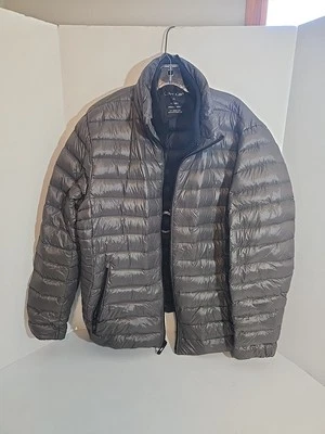 CHAQUETA DE PLUMÓN PREMIUM LIGERA ACOLCHADA GRIS CALVIN KLEIN TALLA XL Foto 1 de 4
