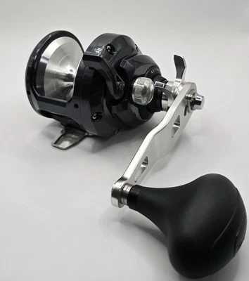 Mulinello Shimano Torium 2000 PG Baitcast mano destra dal Giappone - Immagine 1 di 4