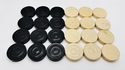 Vintage Wooden 24 Pieces Checkers Draughts Black & White 29 mm x 7 mm - Image 1 of 4