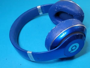 Beats Studio Carga Inalámbrica MHA92PA/B Azul De Japón *Usiones de Oreja Usadas - Imagen 1 de 3