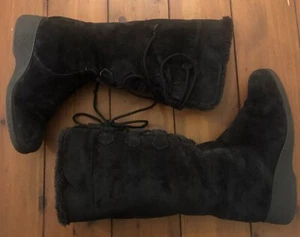 Khombu Boots Black Soft Suede Leather Fur Lining Winter Lace Up Wedge Size 8 - Picture 1 of 19