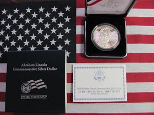 2009 Abraham Lincoln Commemorative Silver Dollar #371 - Picture 1 of 5