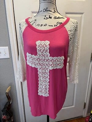 Camisa cruzada Southern Grace rosa y blanca manga crochet talla M Foto 1 de 4