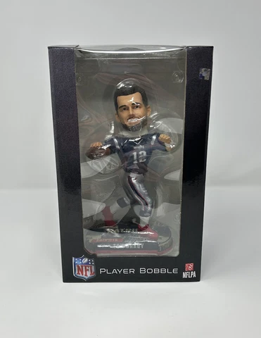 Tom Brady New England Patriots NFL Legends Of “The Field” Bobblehead #35/2017!!! Cover