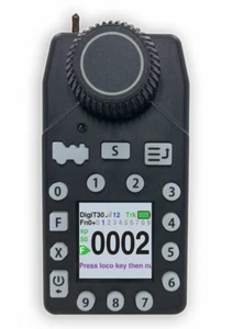 Digitrax UT6 ~ New 2025 ~Wired LocoNet Throttle 4 Digit Addressing With Infrared - Picture 1 of 1