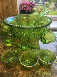 Vintage princess Green Carnival Glass 12 Cups Hooks Ladle Punch Bowl 1980s - Picture 1 of 3
