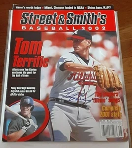 Tom Glavine Atlanta Braves SIGNED AUTOGRAPHED 2002 Street & Smith's Magazine COA - Picture 1 of 1