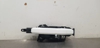 19 CHEVY SUBURBAN 1500 MAÇANETA EXTERNA TRASEIRA ESQUERDA MOTORISTA BRANCO - Imagem 1 de 4