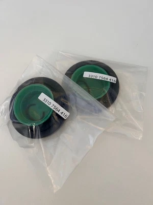 x2 (Pair) BMW DIFFERENTIAL OUTPUT SHAFT SEAL WITH LOCKING RING 33108860346 - Image 1 of 4