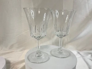 ARCOROC CRYSTAL D'ARQUES REGENCY STAR DESIGN WINE GLASSES 6" H Set of 2 Vintage - Picture 1 of 6