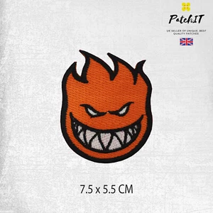 Halloween Face Patch Iron On Sew On Badge Embroidered Patch - Foto 1 di 1