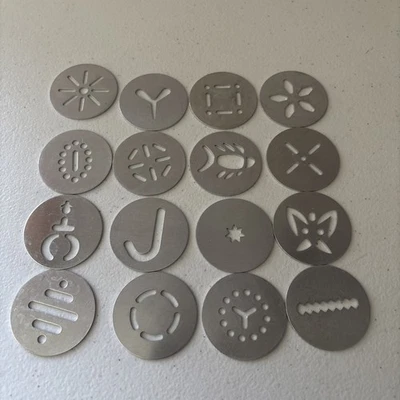 Platos de prensa de galletas vintage de 16 piezas Foto 1 de 4