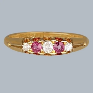 Victorian Old Cut Diamond and Ruby Ring | Antique 18ct Gold 5-Stone Ring c.1900 - Picture 1 of 8