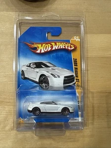 Hot Wheels 2009 Nissan GT-R - Picture 1 of 10