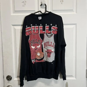Vintage 90s Chicago Bulls Crewneck Sweatshirt Adult  S NBA Made In USA - Picture 1 of 5