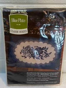 Vtg NOS Aunt Lydia's Rug Pattern Punch Kit Blue Plate #666 Classic 24 "x 36" - Picture 1 of 8