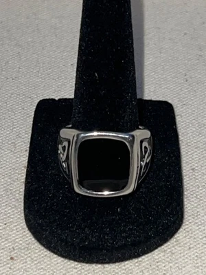 Pre-owned Stainless Steel Black Onyx Triskle Ring, Size 10 - Image 1 of 4