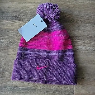 Nike Peak Gorro con Puños Púrpura Rosa Extraíble Pom Unisex Invierno Sombrero Gorra Foto 1 de 2