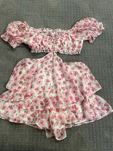 Sky To Moon Teen Girl Women’s Summer Pink White Floral Shorts Romper Medium - Picture 1 of 4