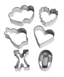Wilton 6pc Valentines Mini Icing Fondant Cookie Cutters Mini Heart Shapes NEW - Picture 1 of 1