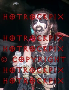8X10.5 FOTOS DE KIM BENDIX PETERSEN OF KING DIAMOND EN CONCIERTO - Imagen 1 de 1