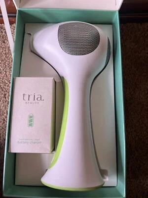 Tria Beauty LHR 3.0 Laser Hair Removal System With Charger  -Won't Charge- - Image 1 of 4