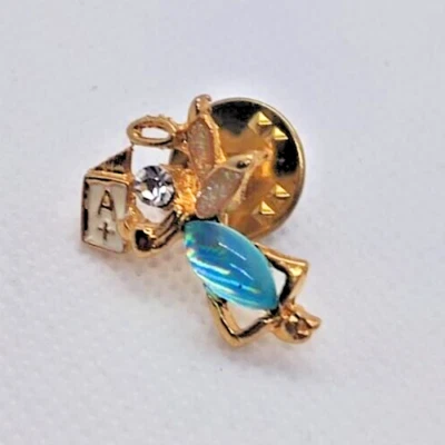 Broche de Navidad de Navidad - Pin de esmalte de ángel de vidrio azul manchado, coleccionable Foto 1 de 2